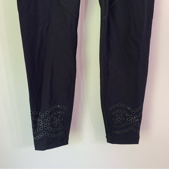 NWT Sweaty Betty Power Laser Cut
7/8 Workout Black Leggings Size 0 - Picture 6 of 11